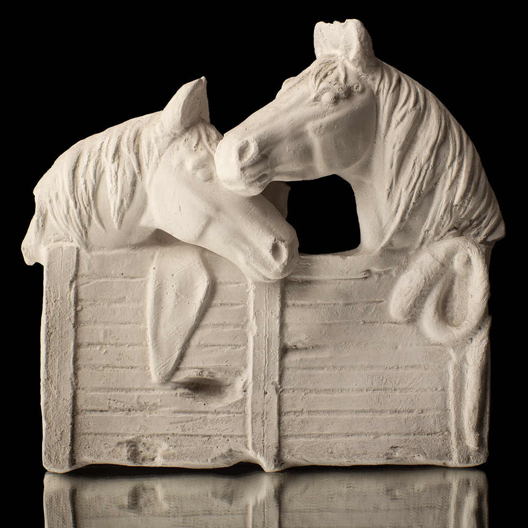 DOS CABALLOS EN CABALLERIZAS