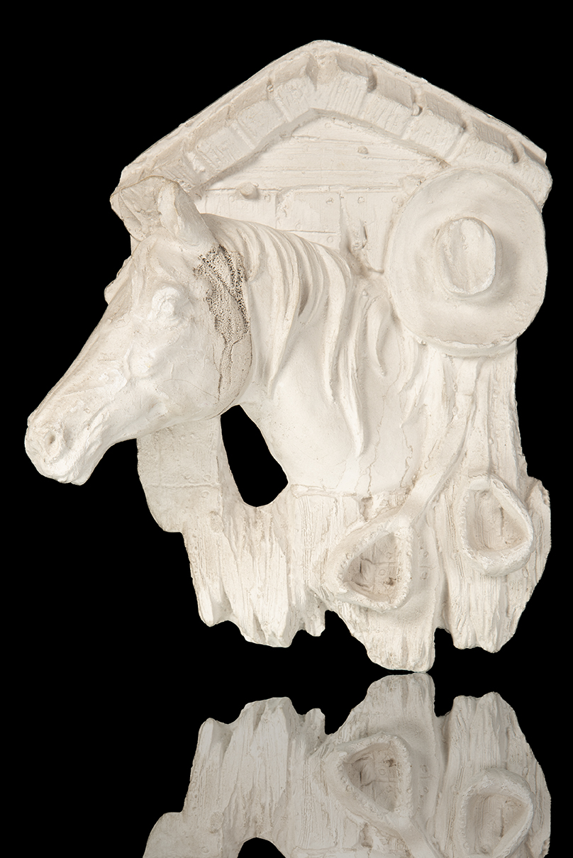 CABALLO EN RETABLO