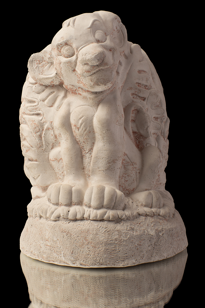 León