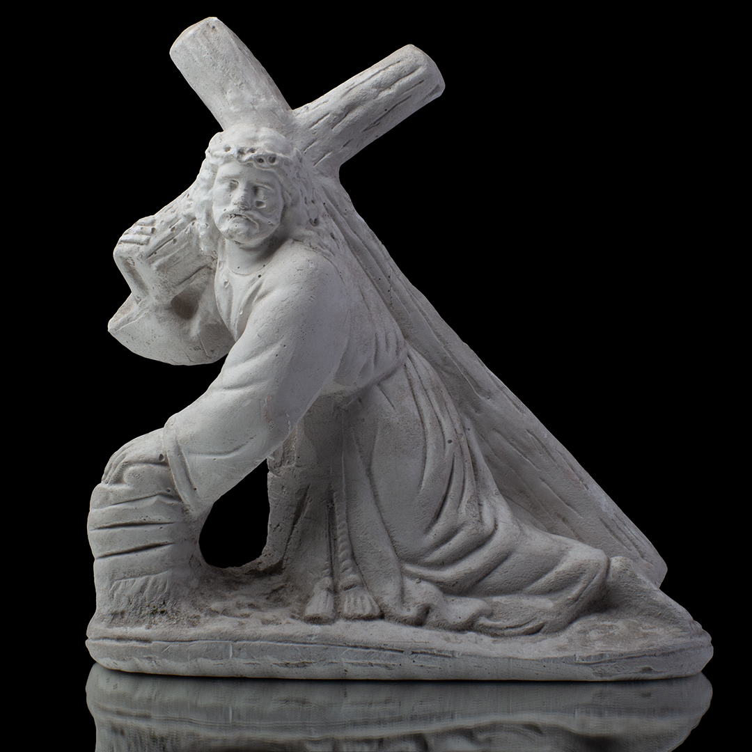 JESÚS CARGANDO LA CRUZ