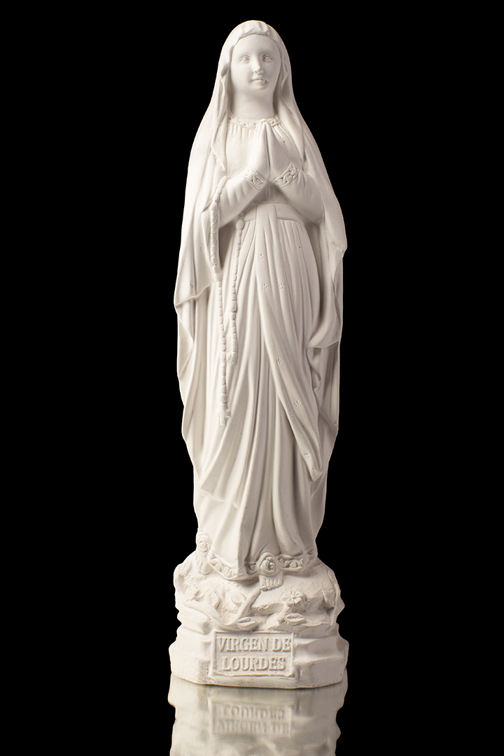RELIGIOSO MUJER