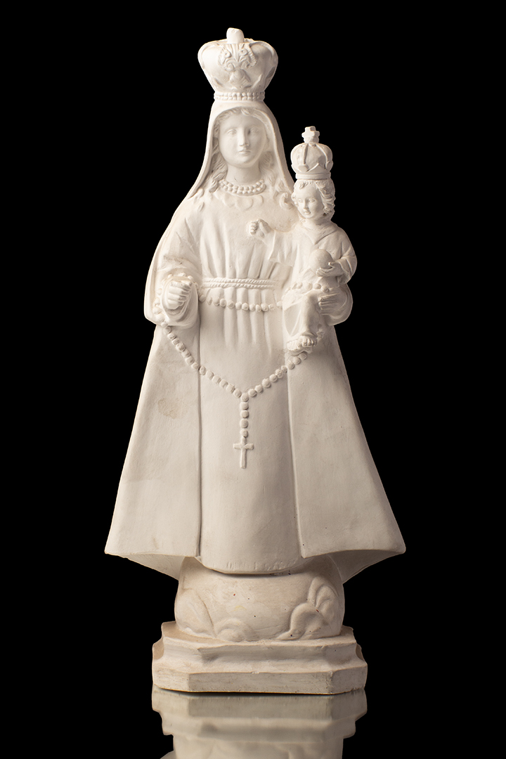 RELIGIOSO MUJER